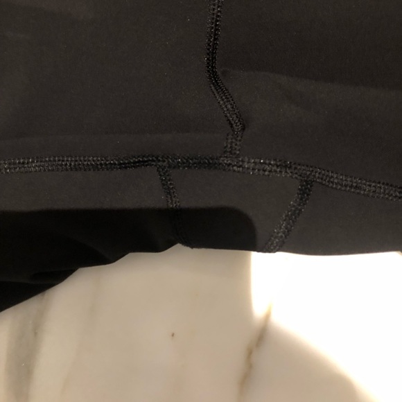 Lululemon Size 8 black crop leggings. EUC. - Picture 4 of 7